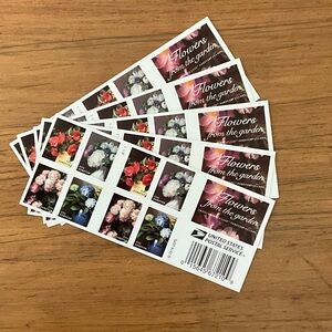 Flowers From The Garden First Class Stamps- 5 Books